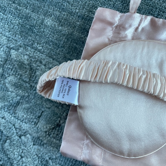 Quince Silk Eye Mask in Champagne - Picture 4 of 4